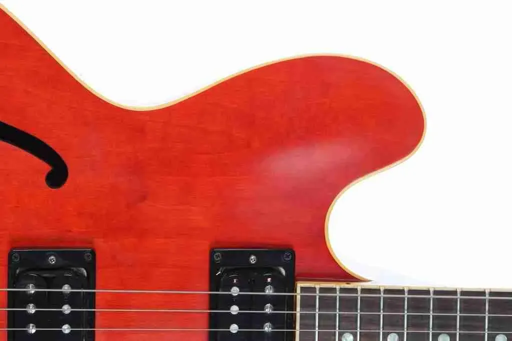 Gibson ES-333 close up showing pickups